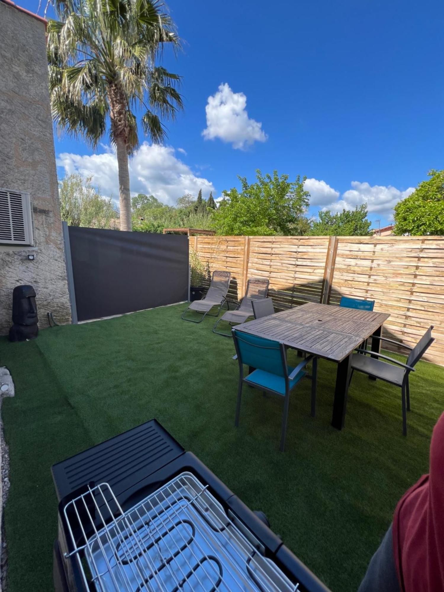 Appartement T2 Avec Jardin Puget-sur Argens Exterior foto